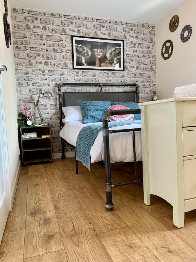 Pristine Apartment In The Centre Of Glastonbury Zewnętrze zdjęcie